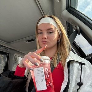 Meet your Posher, Shannon